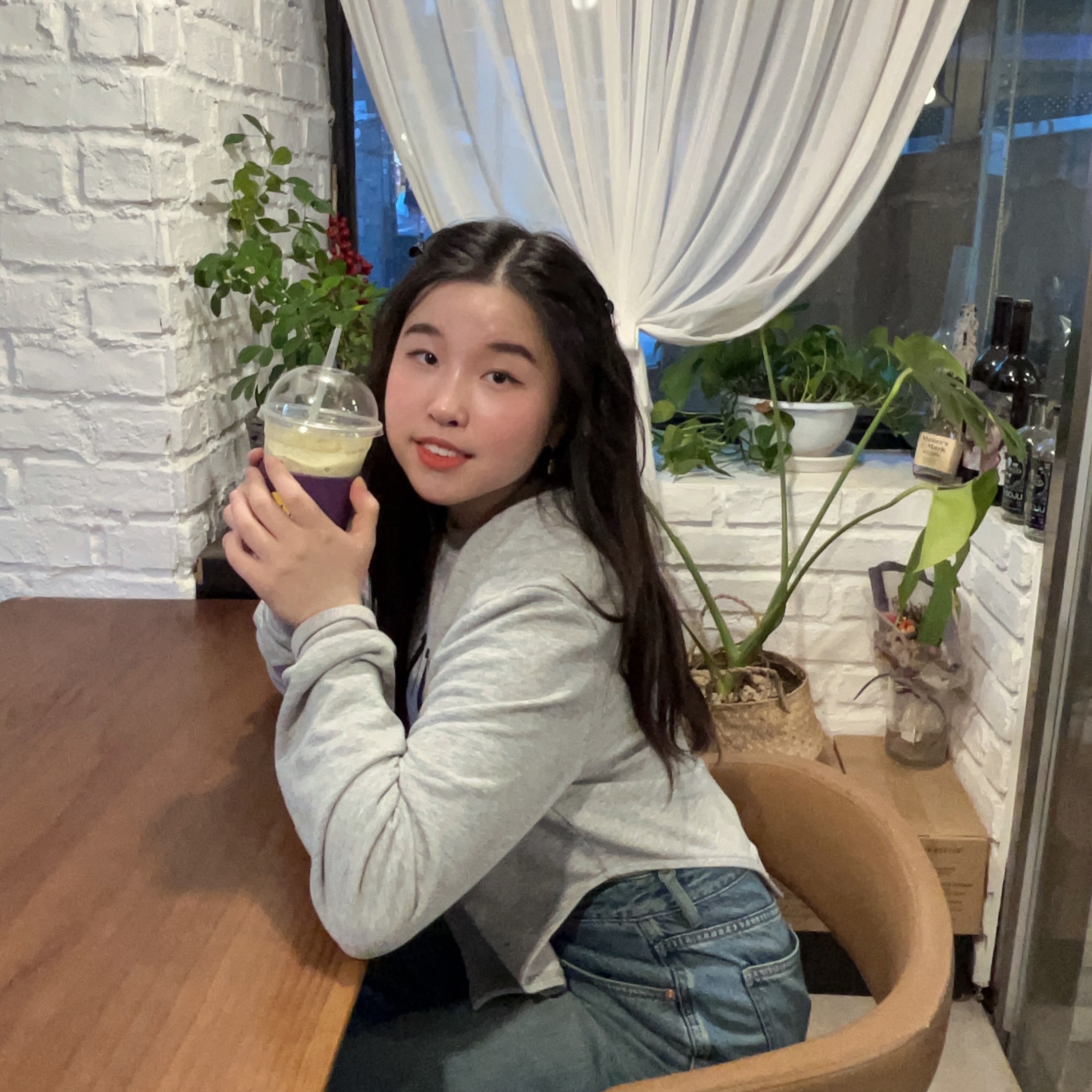 Miya Liu is a sophomore planning to major in Computer Science and Philosophy. She joined ESWNU to explore the power of engineering in solving modern sustainability issues. As a member of the AutoAquaponics software team, she is eager to learn and develop her skills in web app development and system GUI and of course, to hang out with the fish.LINKEDINLINKhttps://www.linkedin.com/in/miya-liu-0627/